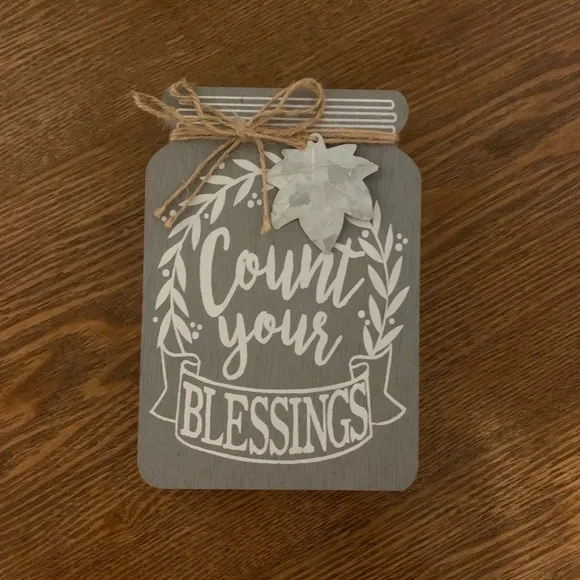 Bundle of Fall Decor - Picture 4 of 15